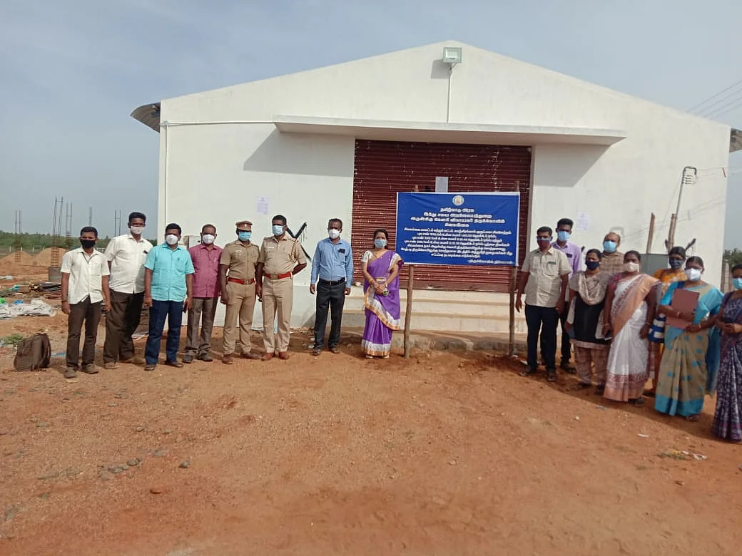 சிவகங்கை: கோயில் நிலம் ஆக்கிரமிப்பு; முன்னாள் அமைச்சர் பாஸ்கரன் தரப்பினர் மீது புகார்!