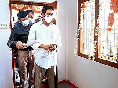 காணொளி காட்சி மூலம் கட்டுமான பணிகளை துவக்கி வைத்த முதல்வர்