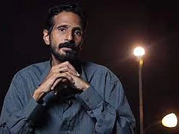 கிஷோர் கே.சாமி கைது... சரியான நடவடிக்கையா, பழிவாங்கும் படலமா?!