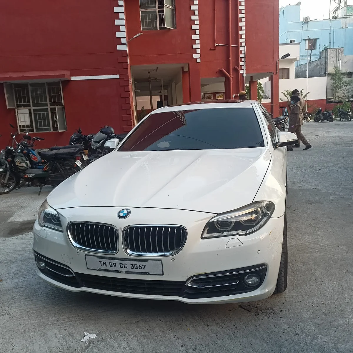 கார்