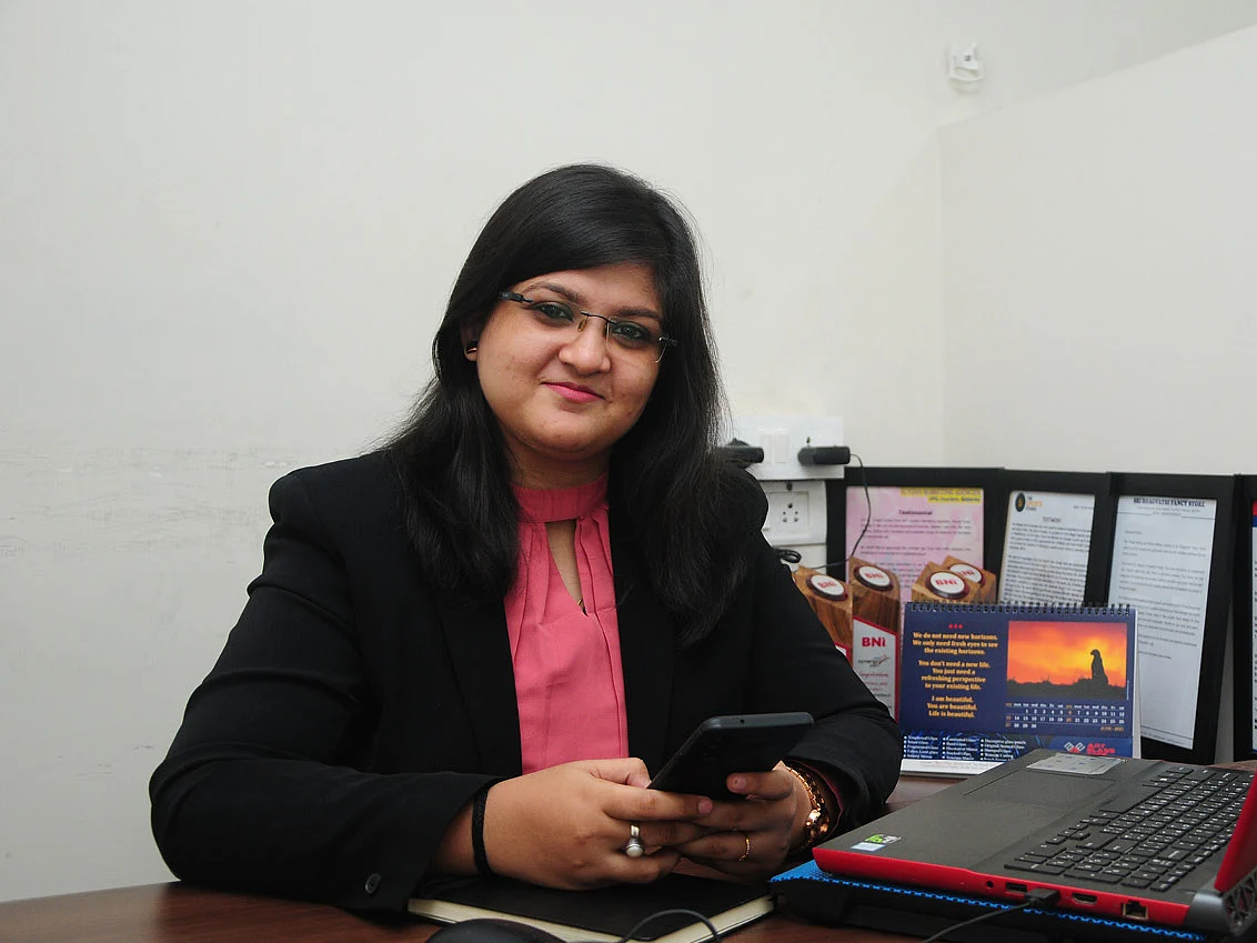 வாழ்க்கை வாழ்வதற்கே! -
மரணத்தை வென்ற
கிருத்திகாவின் வெற்றிக்கதை