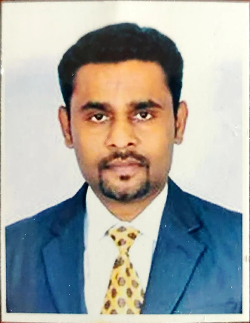 பொது மருத்துவர் பாபு நாராயணன்