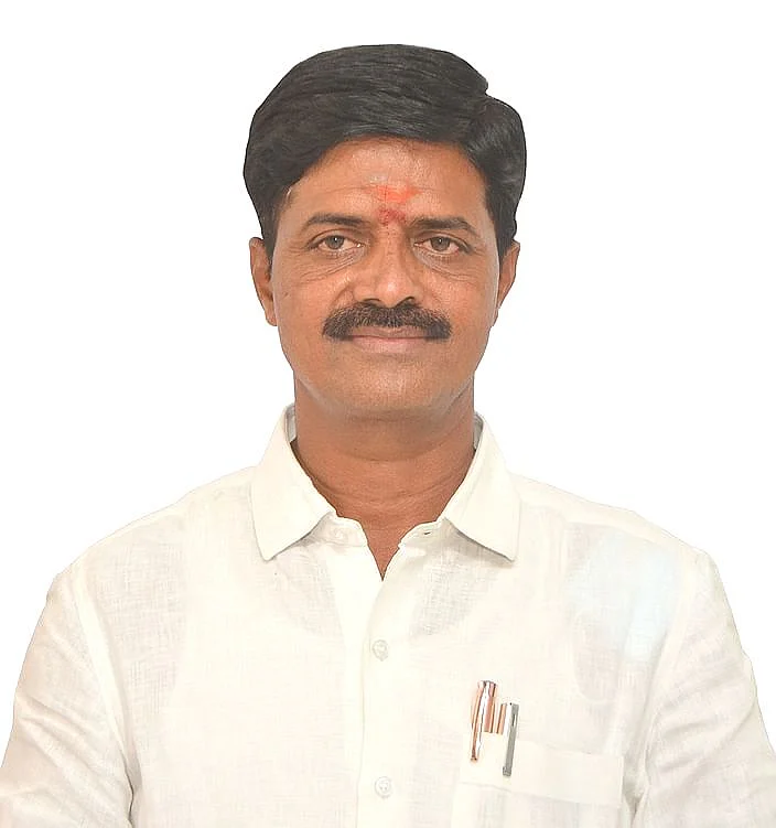 அ.தி.மு.க வேட்பாளர் ராமு
