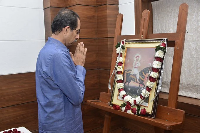உத்தவ் தாக்கரே
