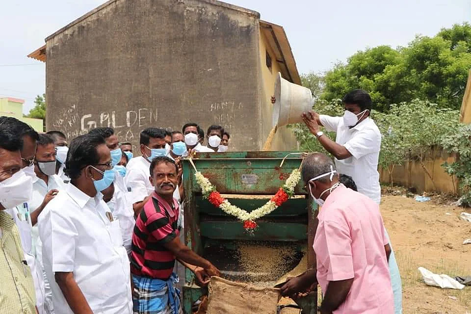 நெல் கொள்முதல் நிலையம் திறந்து வைப்பு