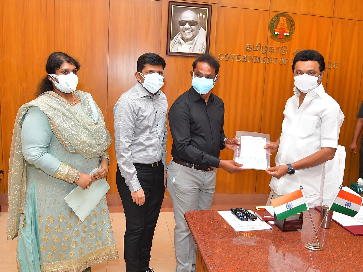 முதல்வர் நிவாரண நிதி: செயிண்ட் ஜோசப் குழும நிறுவனங்கள் ரூ.50 லட்சம் நிதியுதவி!
