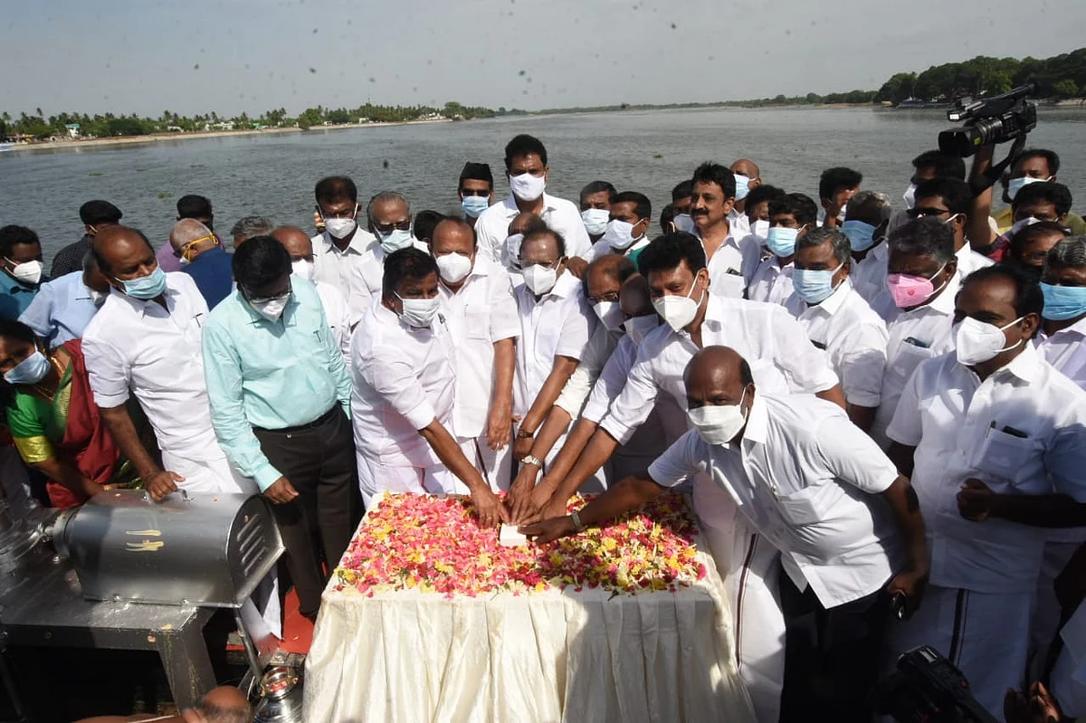 அமைச்சர்கள்