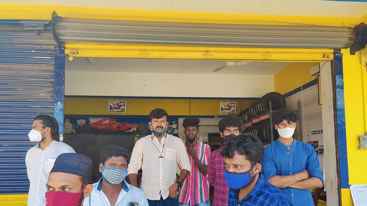 சீமானின் தம்பிகள்