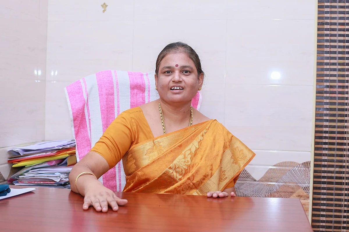 ஊராட்சித் தலைவர் ராஜேஸ்வரி