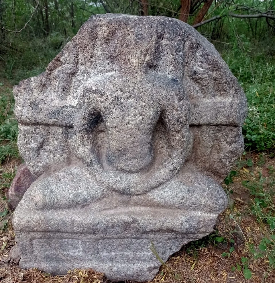 மகாவீரர் சிற்பம்