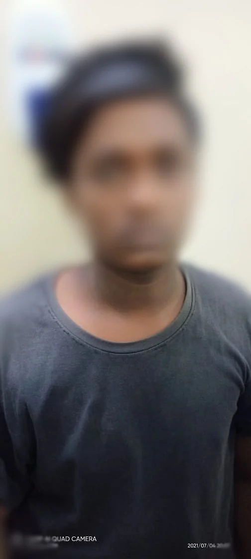 தினேஷ்