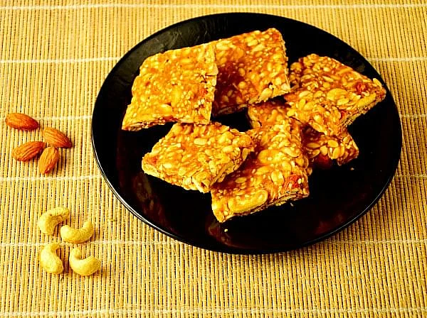 ட்ரை ஃப்ரூட் சிக்கி