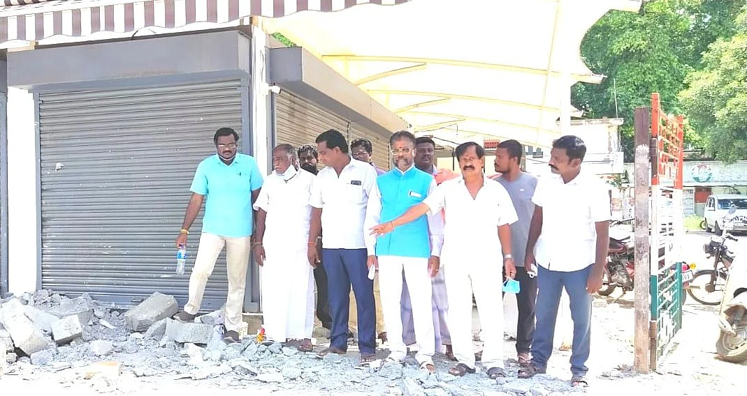 எதிரணி நிர்வாகிகள்
