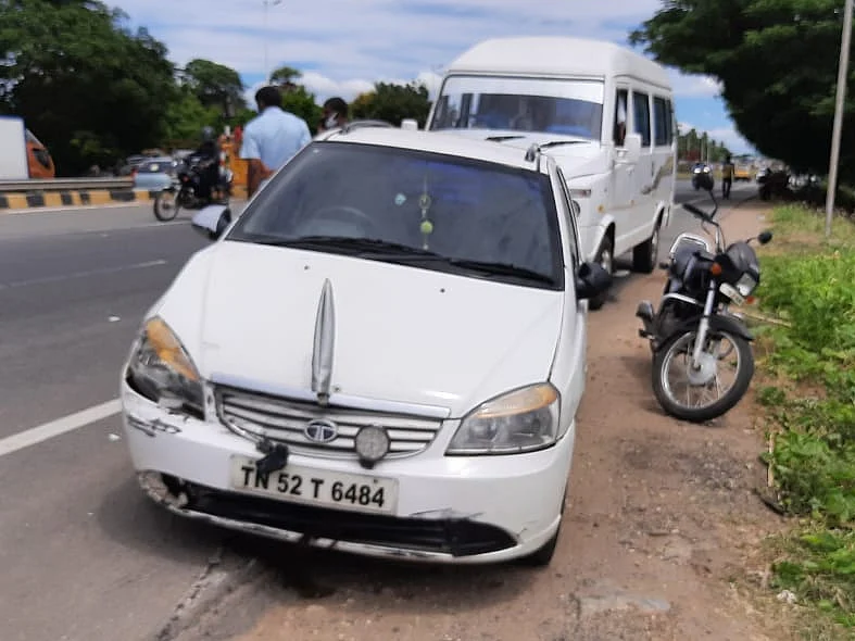 கஞ்சா கடத்தல் கார்; உயிரைப் பணயம்வைத்து விரட்டிய போலீஸ்; திருச்சியில் திக்திக் சம்பவம்!