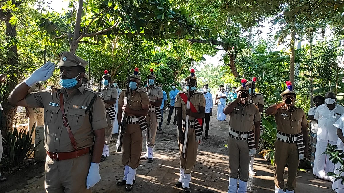 அரசு மரியாதை