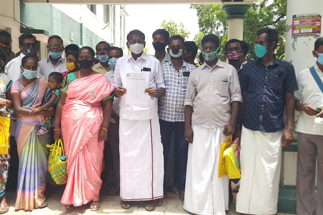சாத்தூர் தாலுகா அலுவலகம் முன்பு போராட்டம்