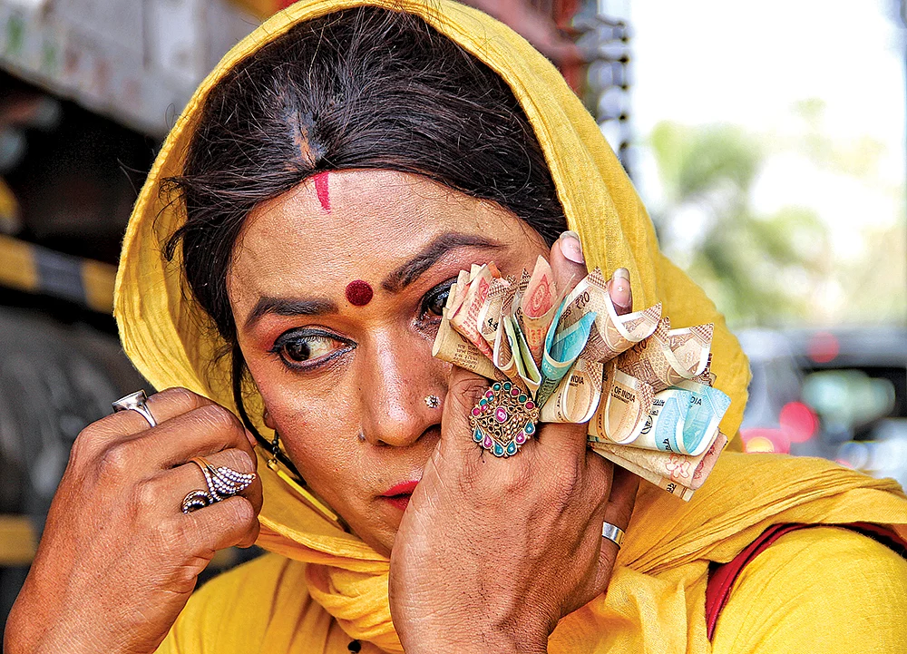 நாங்களும் உயிரும் உணர்வுகளும் உள்ள மனுஷங்கதான்!