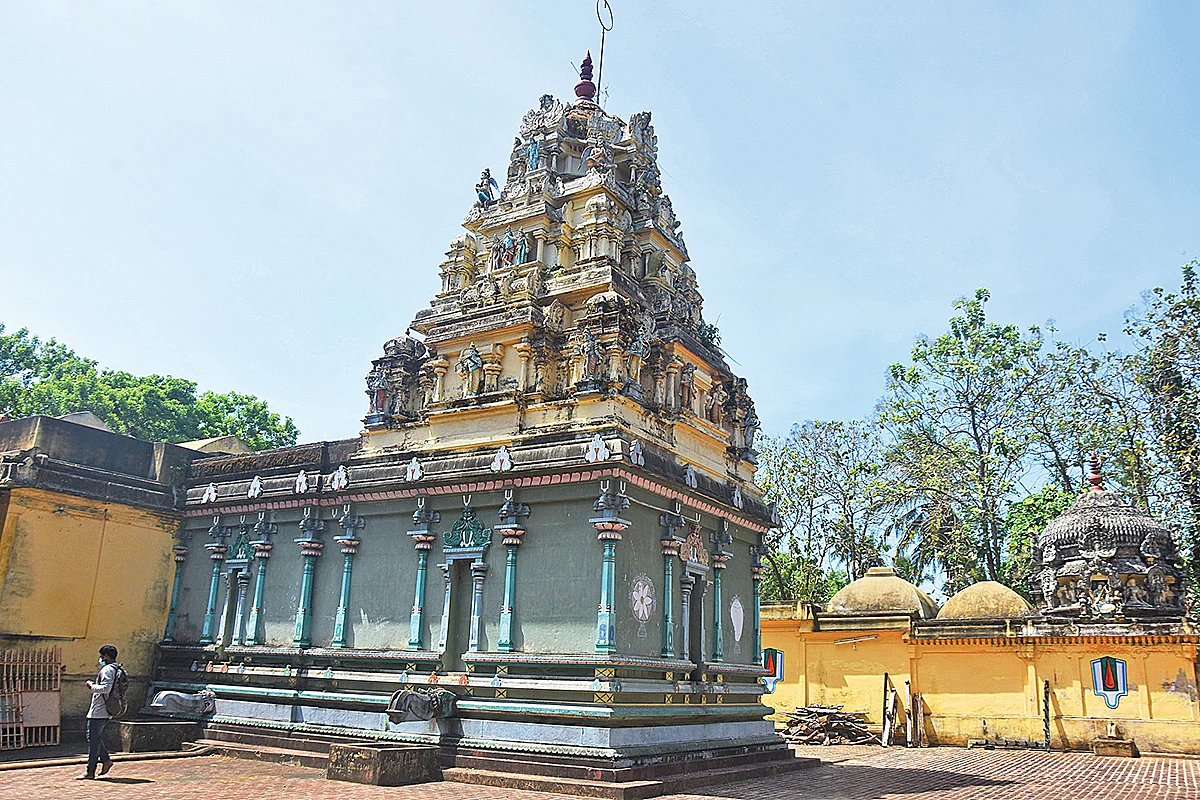 விளநகர் கோயில்