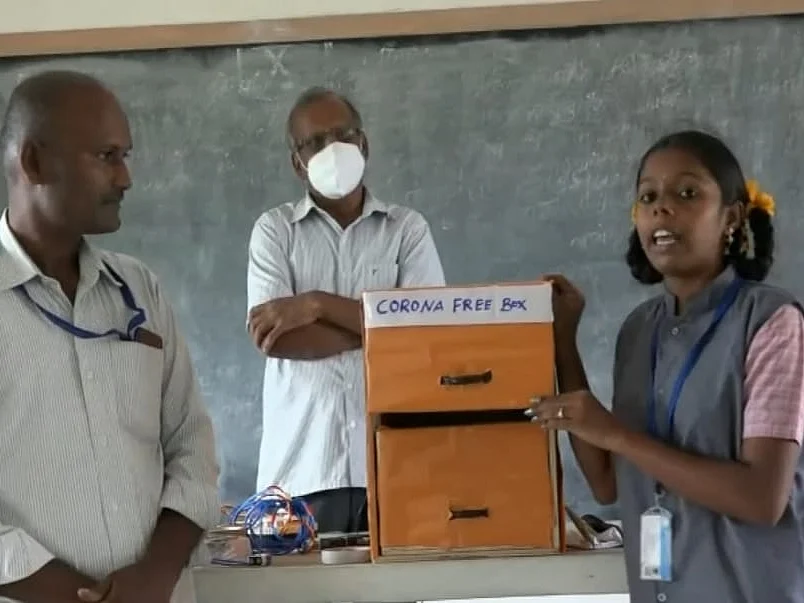 ``ரூபாய் நோட்டிலிருக்கும் கிருமிகளை இதன்மூலம் அழிக்கலாம்!" - அரசுப்பள்ளி மாணவி வடிவமைத்த கருவி