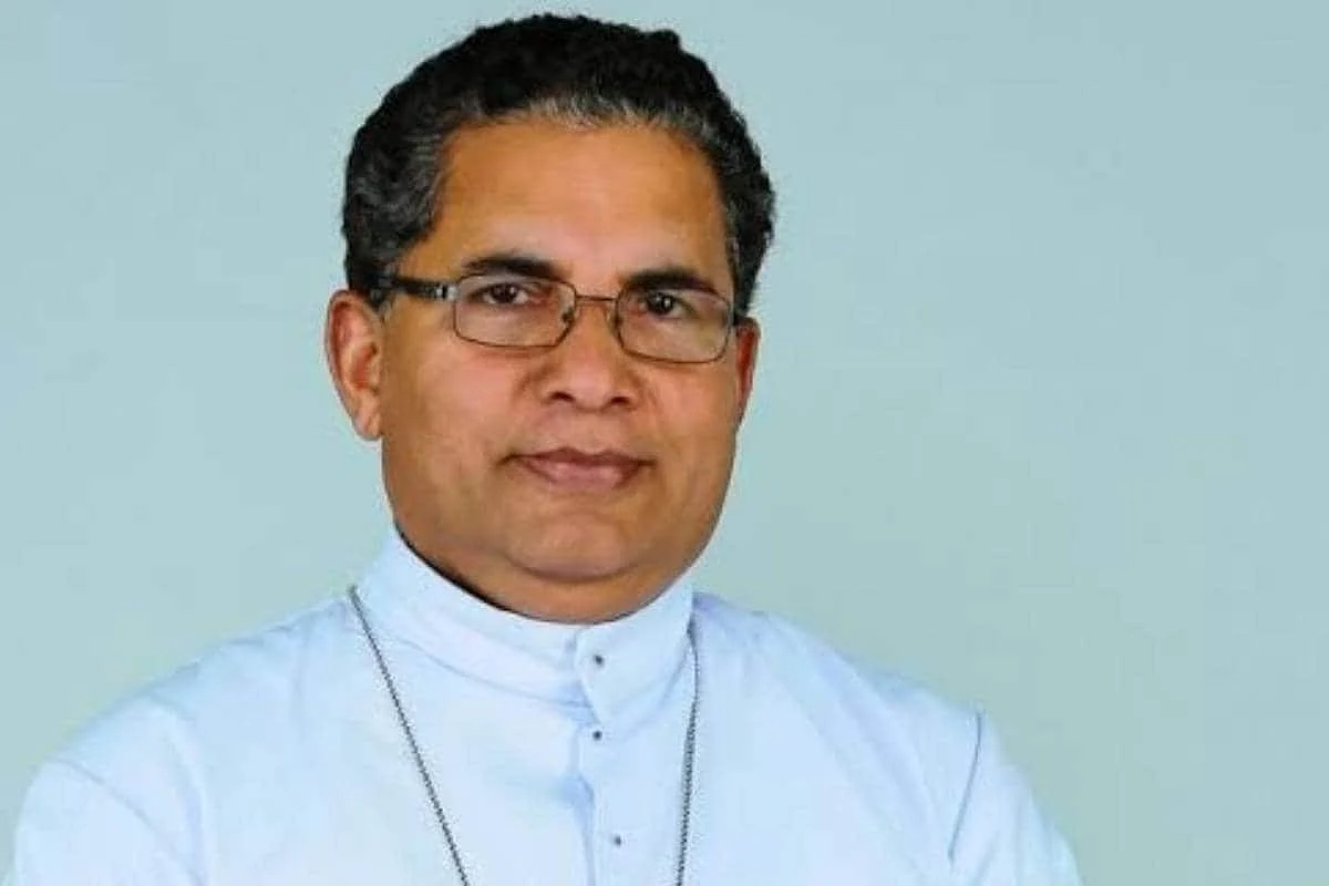 பாலா மறைமாவட்ட ஆயர் ஜோசப் கல்லறங்காட்