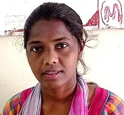 சைகை மொழிபெயர்ப்பாளர் சஞ்சோ சுமோ