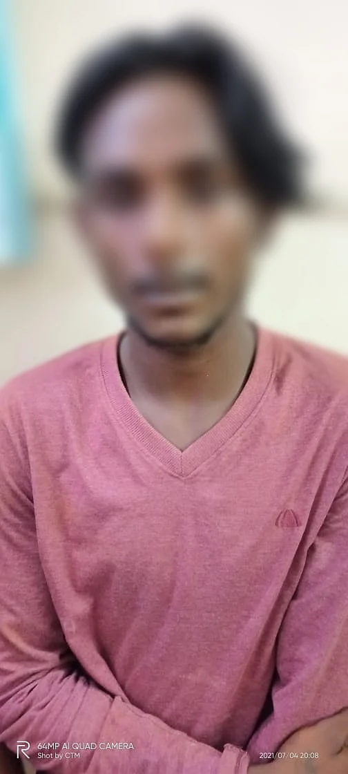 சார்லஸ்