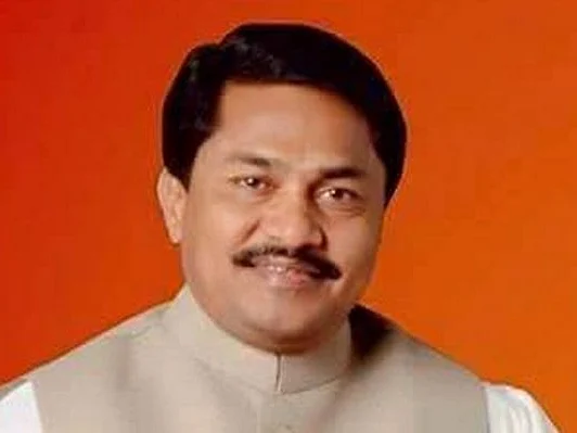 மகாராஷ்டிரா:`சிவசேனா, தேசியவாத காங்கிரஸ் உளவு பார்க்கின்றன’-கூட்டணிக்கட்சியான காங்கிரஸ் தலைவர் பகீர்