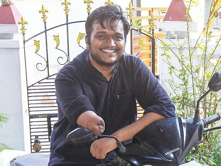 “கையை இழந்தேன்... நம்பிக்கையை இழக்கவில்லை!’’ ஓர் இளைஞரின் வெற்றிக் கதை...