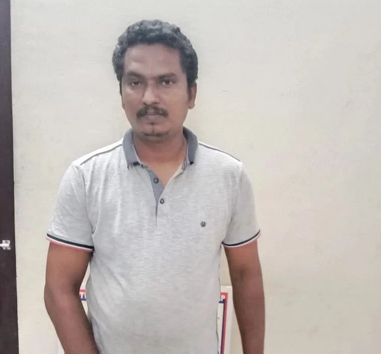 கைதுசெய்யப்பட்ட வேல்முருகன்