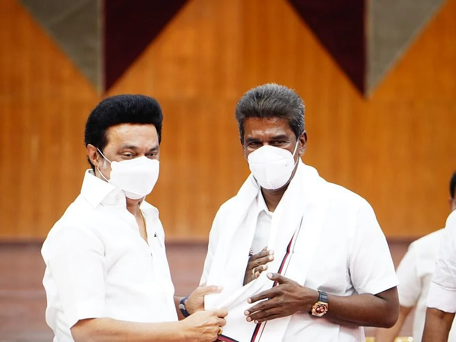 `ஆபரேஷன் கொங்கு’ - மகேந்திரனுக்குக் கொடுக்கப்பட்ட அசைன்மென்ட்டும் கள நிலவரமும்..!