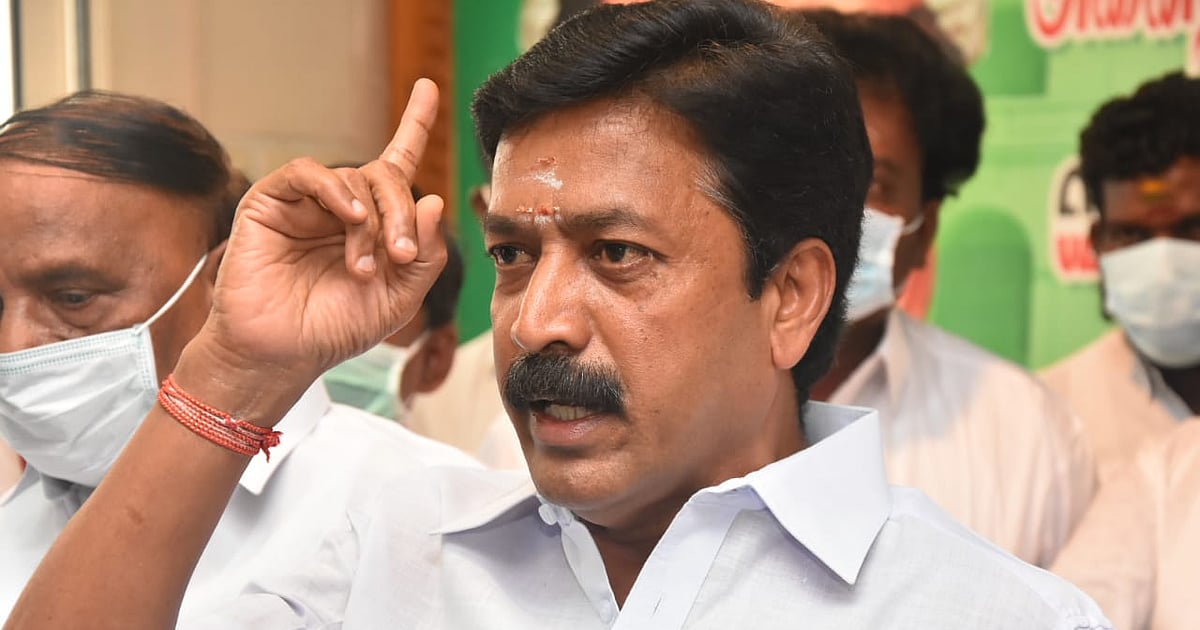 ``வாய மூடிட்டு இருந்தா சரிவராது!" - வெடித்த சண்முகம்; வெளியான அறிவிப்பு | former minister c.ve.shanmugam played crucial role in admk protest agenda - Vimarsana News
