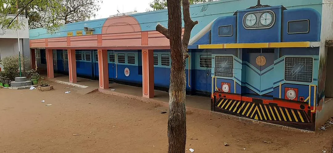 திருப்பூர் வடக்கு பூலுவபட்டி மாநகராட்சி துவக்கப்பள்ளி