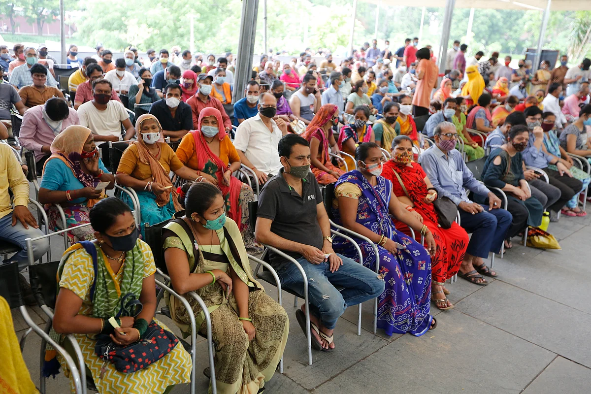 கொரோனா தடுப்பூசி முகாம்