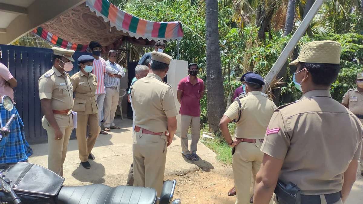 போலீஸ் விசாரணை