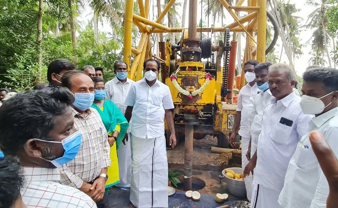 தமிழக சுற்றுச்சூழல் துறை அமைச்சர் மெய்யநாதன்
