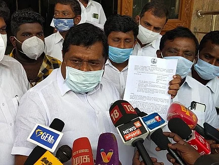 இன்பதுரை அளித்த புகார்