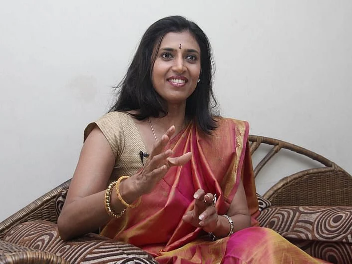 " 'ஒன்றிய அரசு' என்று அழைத்தால், தமிழ்நாட்டில் தேனும் பாலும் ஓட ஆரம்பித்துவிடுமா?" - நடிகை கஸ்தூரி