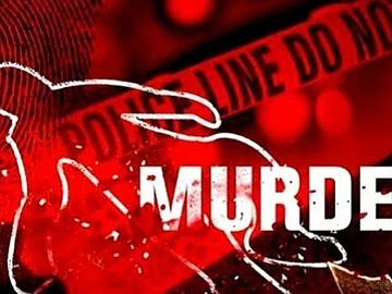 ஈரோடு: `பணம் கேட்டான், முகத்தில் எச்சில் துப்பினான்!’ - மனநலம் பாதித்தவரை எரித்துக் கொன்ற வாலிபர்