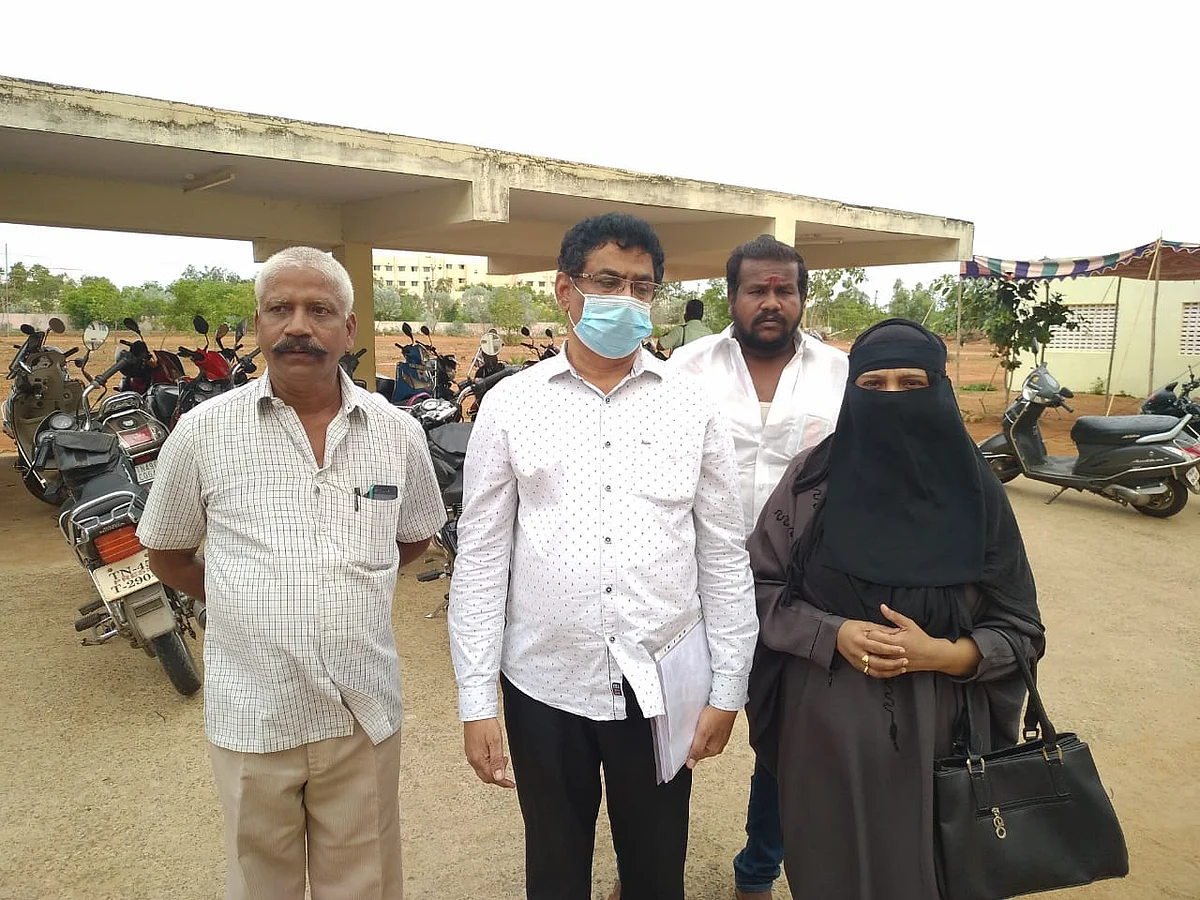 புகார் அளித்த தம்பதி