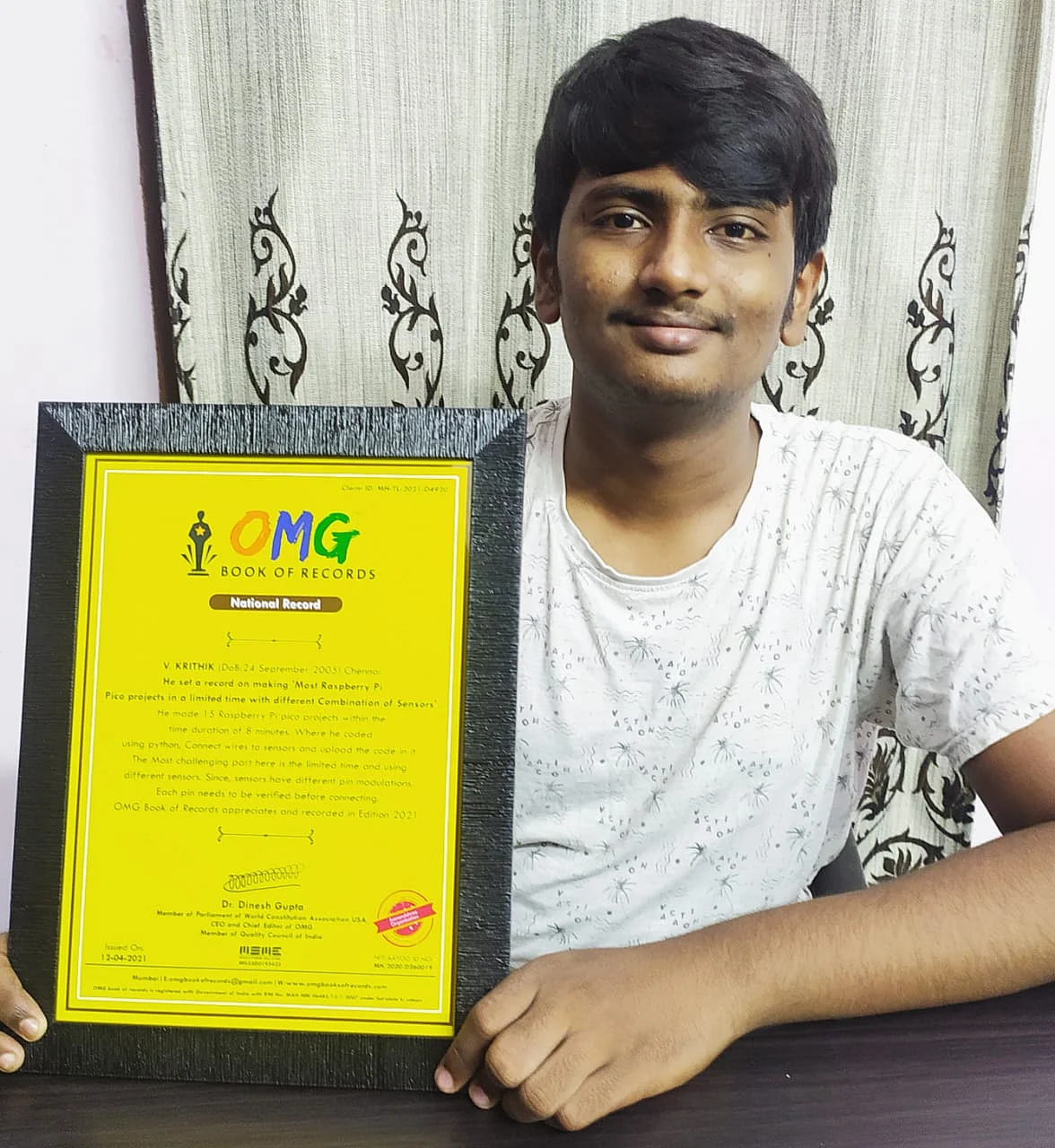 கிருத்திக் விஜயகுமார்