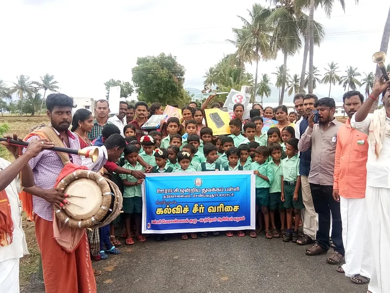 `அப்போ 2 மாணவர்கள்; இப்போ 66 மாணவர்கள்!' - அரசுப்பள்ளி சாதித்தது எப்படி?