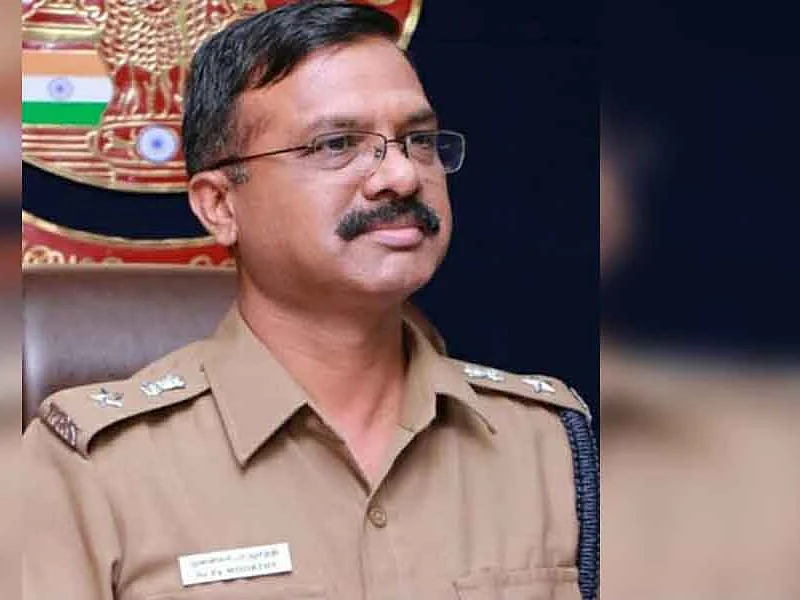 திருச்சி: ஆயுதப்படைக்கு மாற்றப்பட்ட 16 போலீஸ்காரர்கள்! - அதிரடிகாட்டிய எஸ்.பி