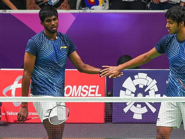 சாத்விக் சாய்ராஜ் - சிராக் ஷெட்டி : ஒலிம்பிக்கில் ஆச்சர்யம் தரும் பேட்மின்டன் கூட்டணி!