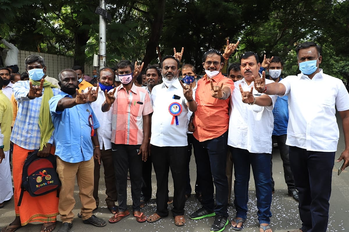 vikatan%2F2021-07%2Fe2e3f33b-5853-4165-a3ce-77755c2ad31c%2FWhatsApp_Image_2021_07_12_at_10_46_47_AM.jpeg?auto=format%2Ccompress&format=webp&w=640&dpr=1.1