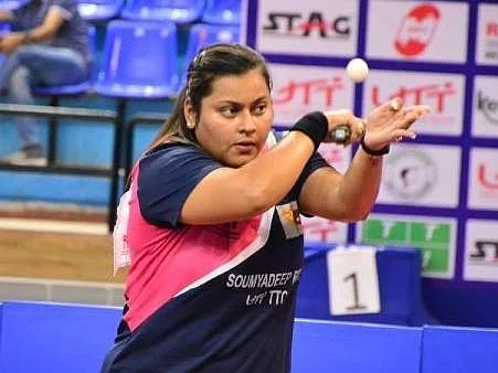 எடையைக் குறைக்க டேபிள் டென்னிஸுக்குள் வந்தவர்... போராடி வென்ற சுதிர்தா முகர்ஜியின் கதை!