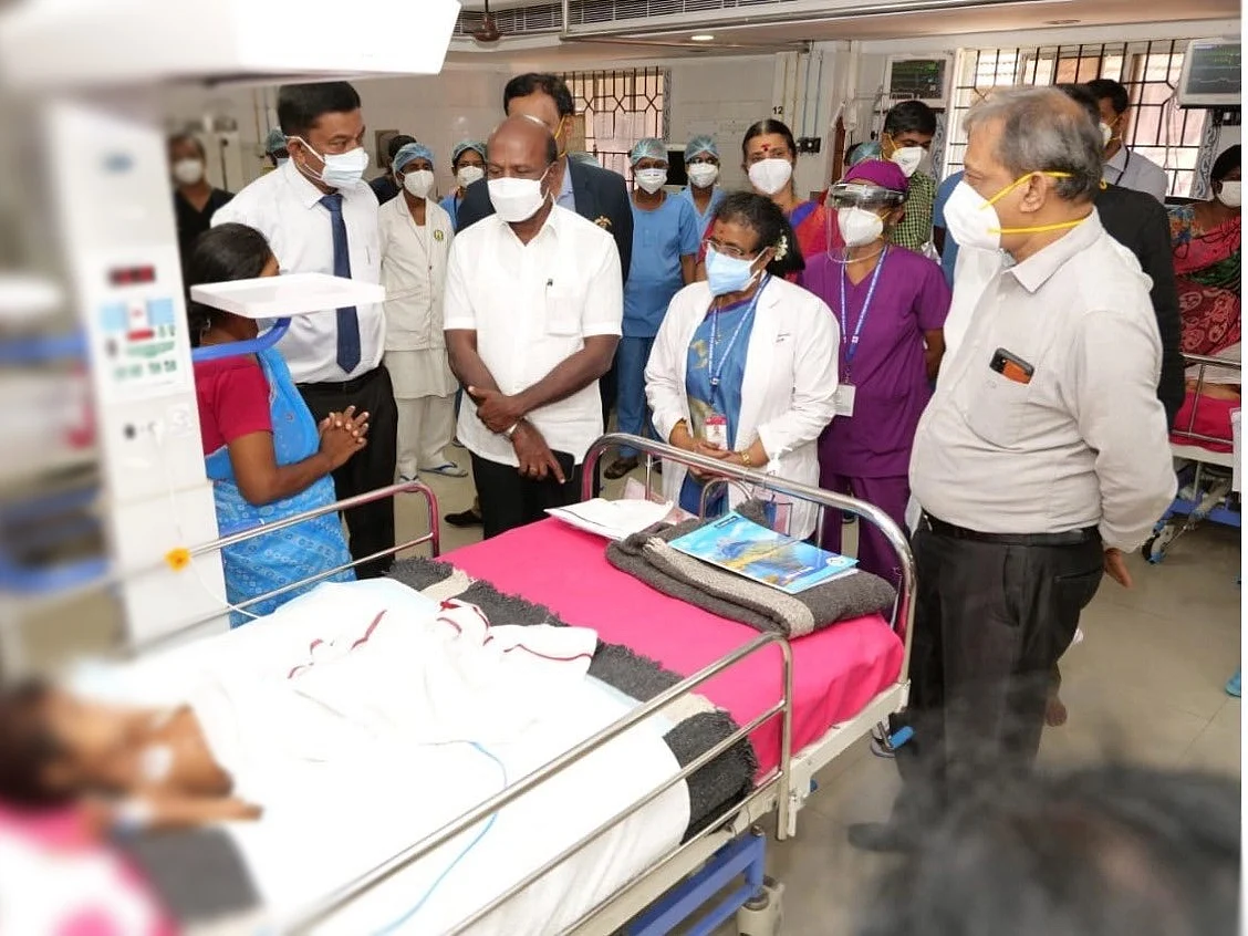 சிகிச்சைக்கு உதவிய அமைச்சர்; பிளீச்சிங் பவுடர் சாப்பிட்ட சிறுமி இப்போது எப்படி இருக்கிறார்?