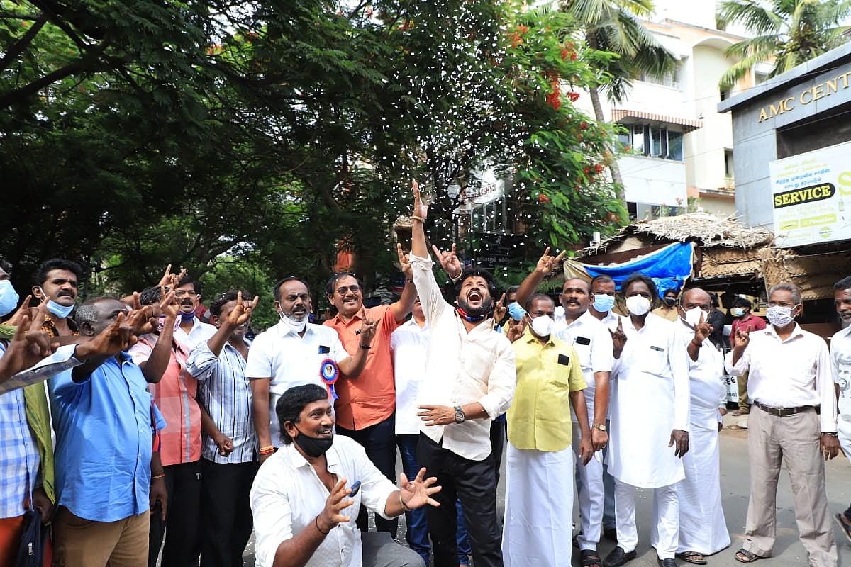 vikatan%2F2021-07%2Fedec1596-26e2-4ea8-a010-f51520fe3ac9%2FWhatsApp_Image_2021_07_12_at_10_46_58_AM.jpeg?auto=format%2Ccompress&format=webp&w=640&dpr=1.1