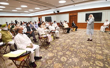 மத்திய அமைச்சரவை: தந்தை கவனித்த துறைக்கு மகன்; `புதிய துறைக்கு' அமித் ஷா! - யாருக்கு என்ன இலாகா? | cabinet expansion department announced by union government