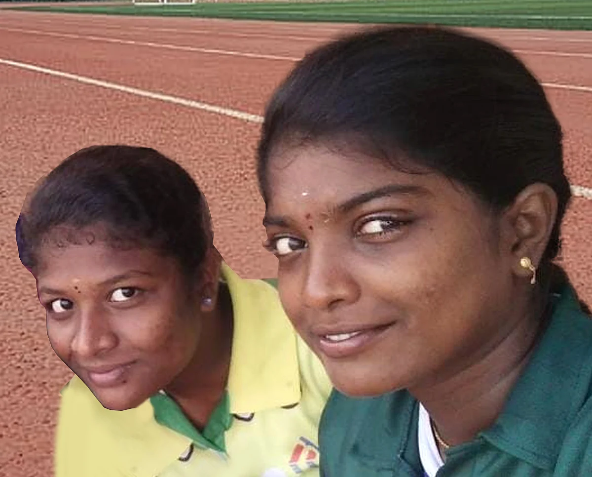 ரேவதியுடன் தோழி காவ்யா