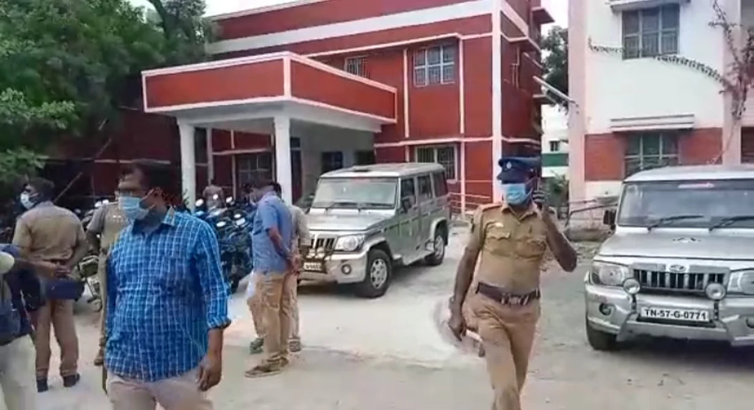 பழனி மலையடிவார காவல் நிலையம்